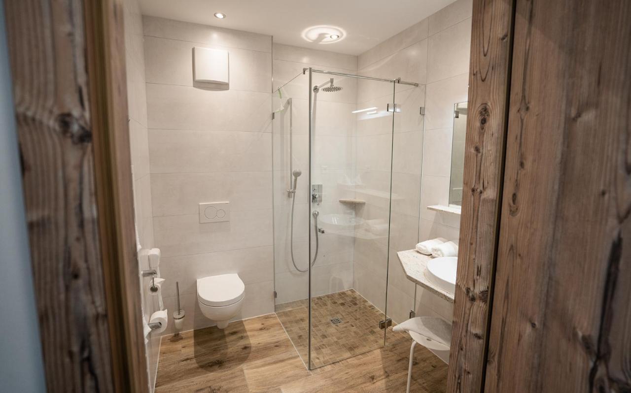 Hotel Garni Isarlodge Wiesenhof Scharnitz Esterno foto