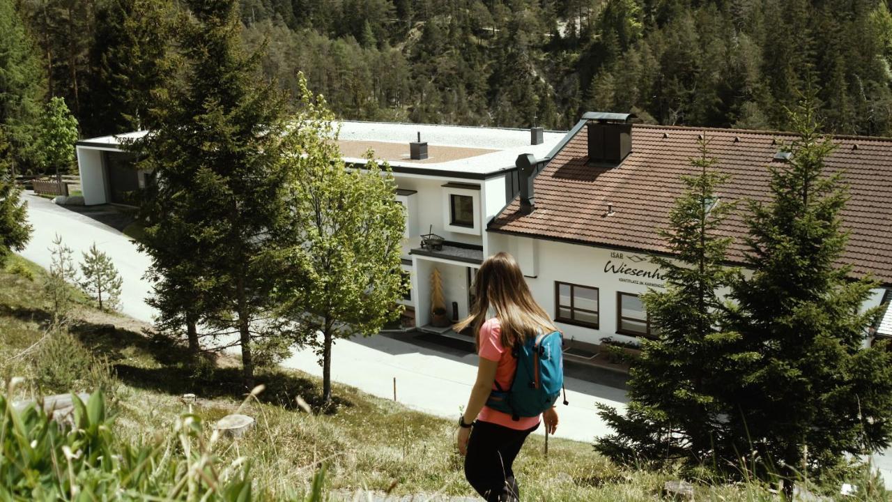 Hotel Garni Isarlodge Wiesenhof Scharnitz Esterno foto