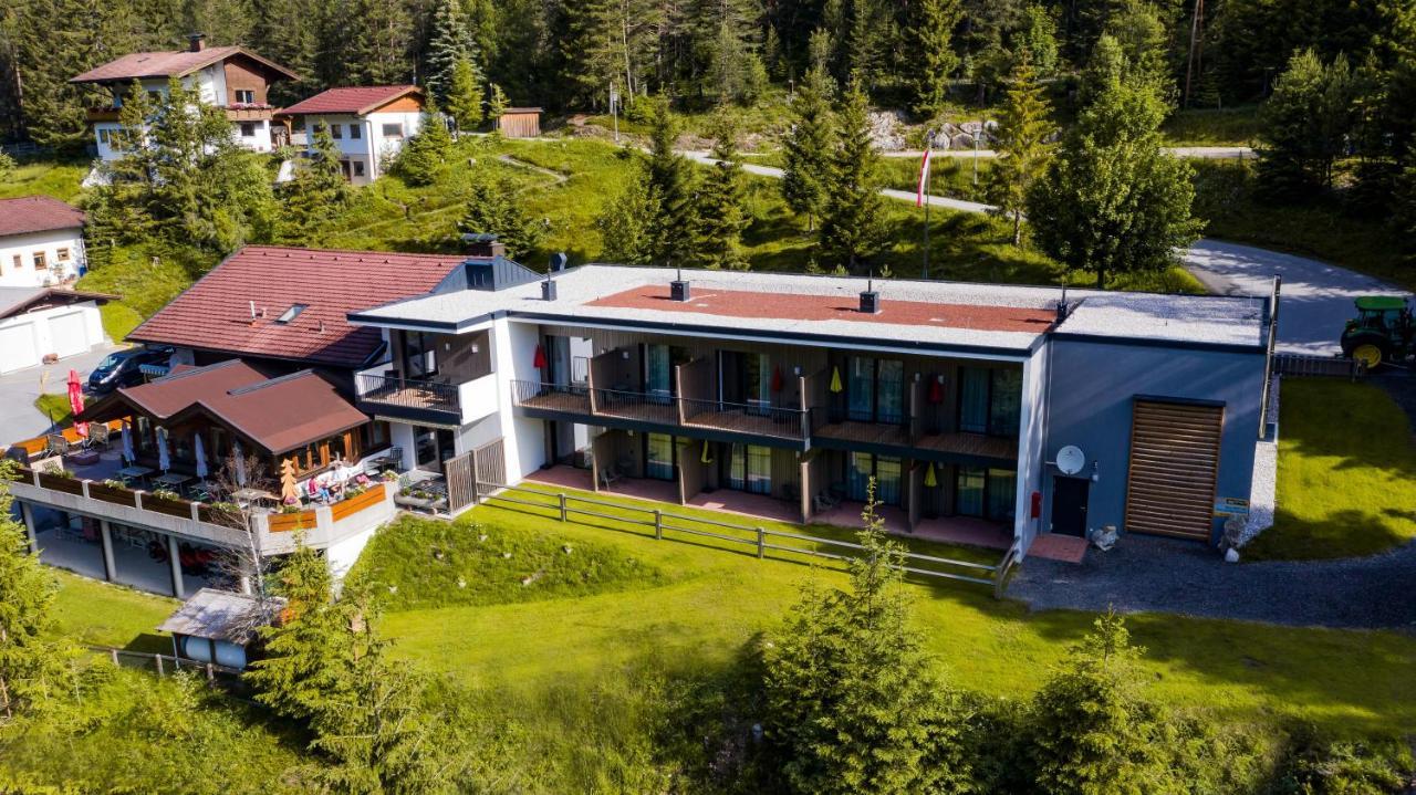 Hotel Garni Isarlodge Wiesenhof Scharnitz Esterno foto