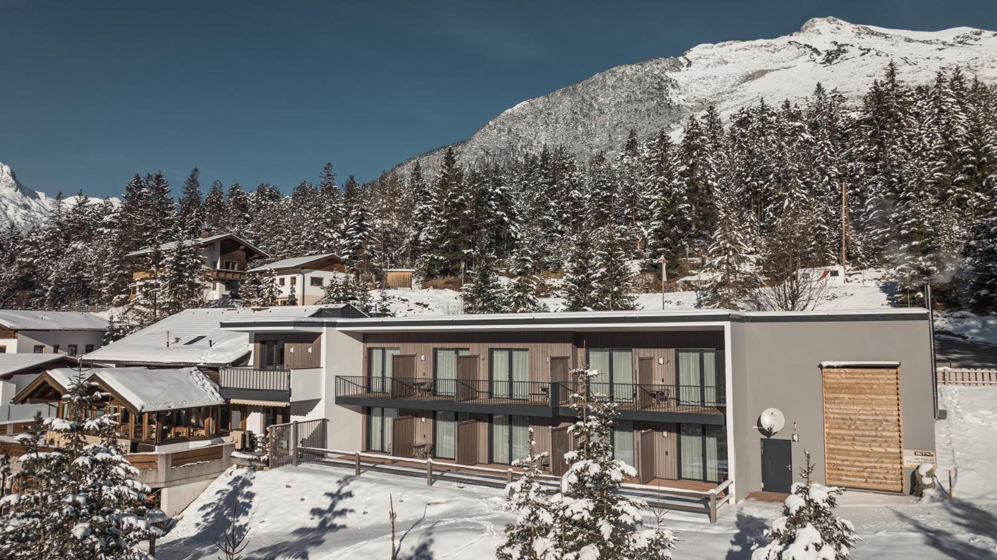 Hotel Garni Isarlodge Wiesenhof Scharnitz Esterno foto